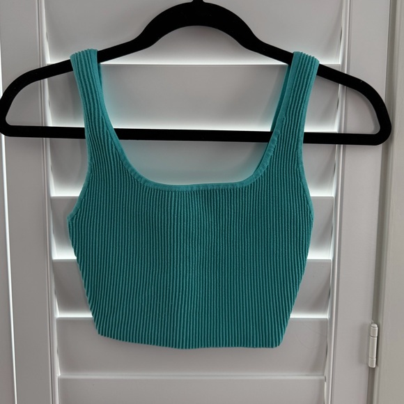 Aritizia Babaton Contour Tank Top | XS | Turquoise/Teal - Picture 2 of 11